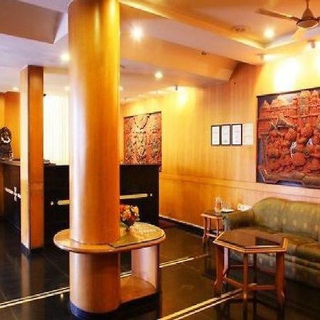 Hotel Bombay Tiffanys 迈索尔 外观 照片